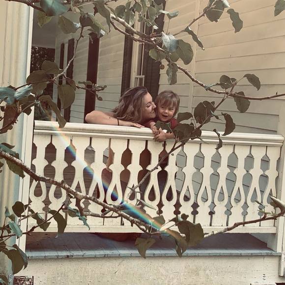 Meet your Posher, Zoë - Picture 1 of 1